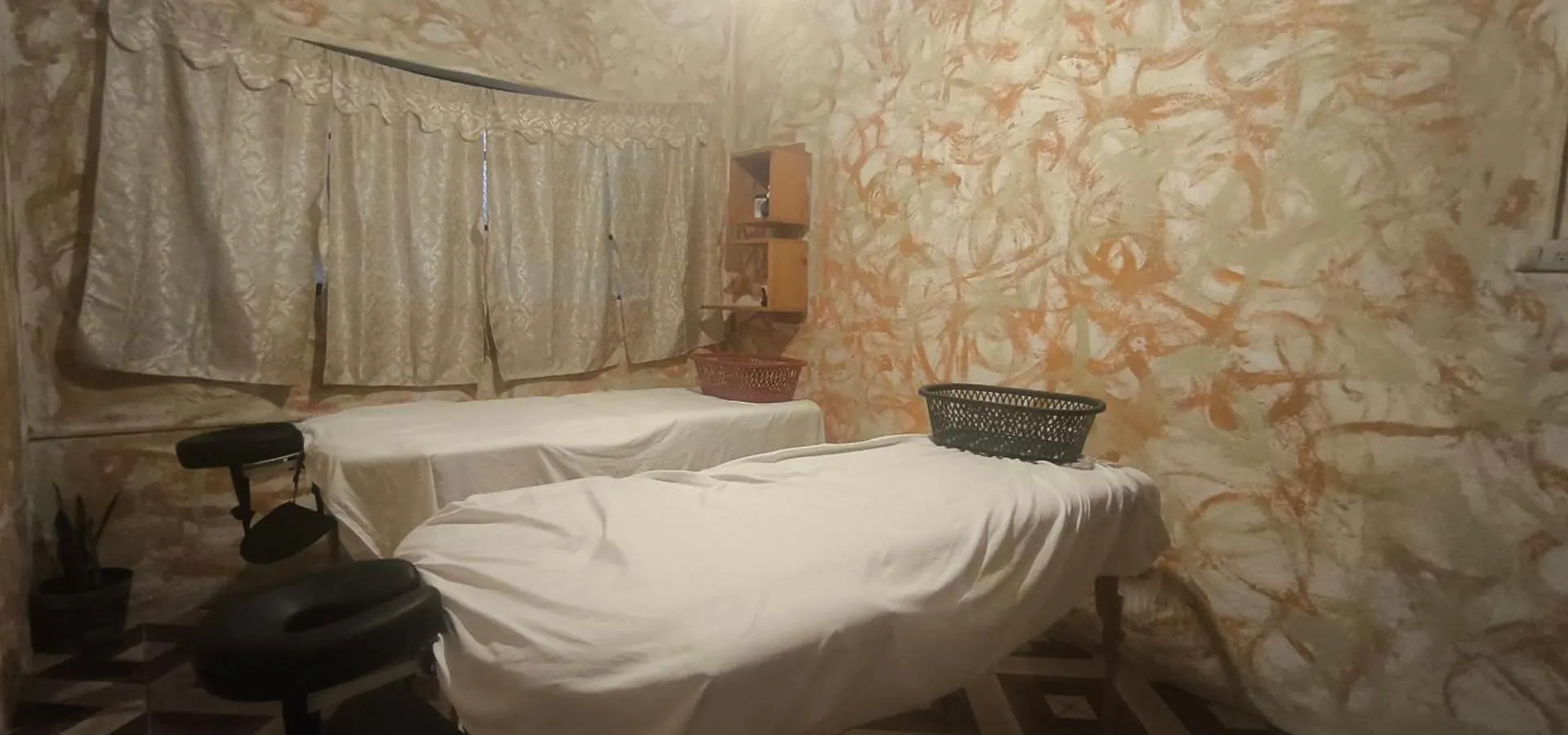 Rosy Relaxation House & Spa Antigua